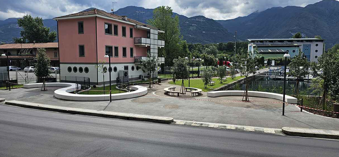 SISTEMAZIONE DELLE AREE DEMANIALI A SERVIZIO DELLA NAVIGAZIONE IN COMUNE DI COSTA VOLPINO